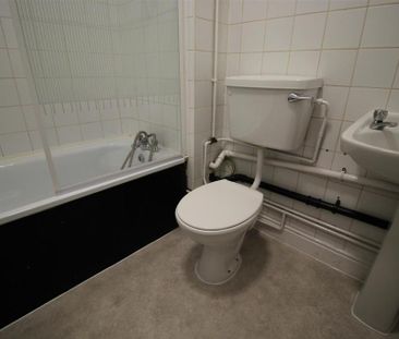 1 bedroom house to rent - Photo 2