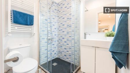 Piso de alquiler en Universidad - Malasaña - Photo 2