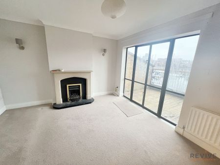 2 Bedroom , 233 South Ferry Quay, Liverpool - Photo 2