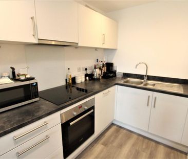 1 bedroom flat to rent - Photo 4