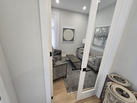 For Lease - 5 Norbury Crescent, Toronto, Ontario - Photo 3