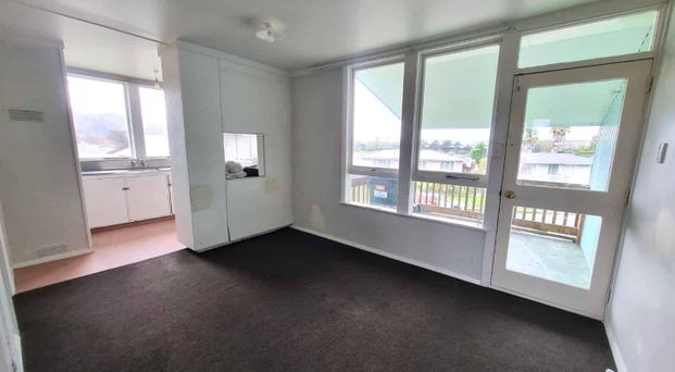 3 bedrooms on Talbot St - Photo 1