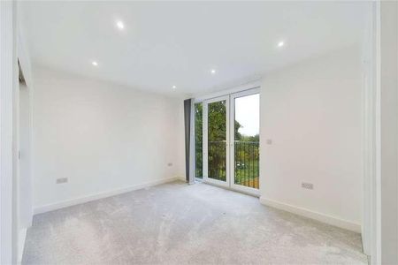 Shoppenhangers Road, Maidenhead, Berkshire, SL6 - Photo 3