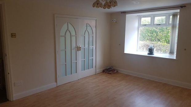 5 bedroom detached house to rent - Photo 1