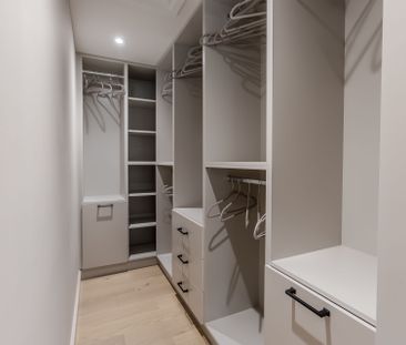 For Lease - 3029 Eva Drive, Burlington, Ontario - Photo 4