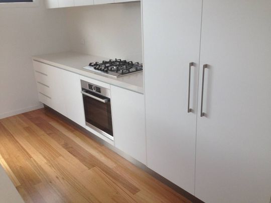 STYLISH TOWNHOUSE - Photo 1