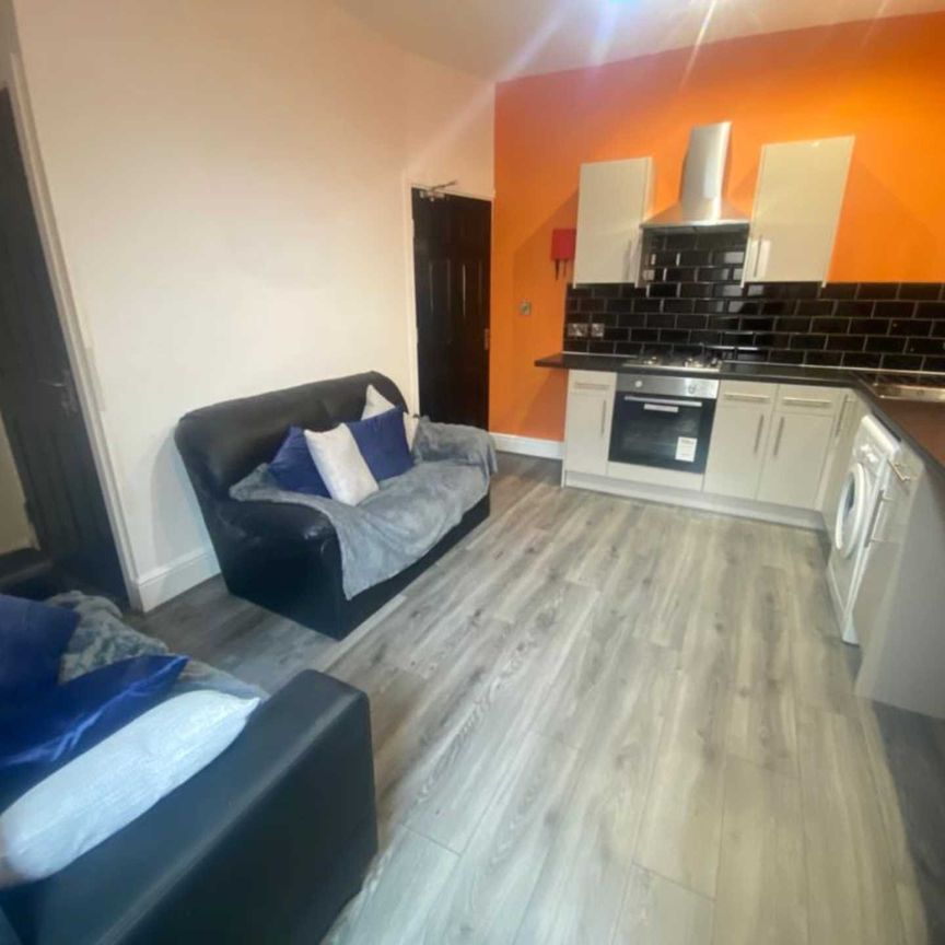 Osborne Street, Salford - Photo 1