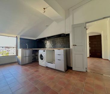 Location Appartement 2 pièces 53m² BASTIA 20200 - Photo 2