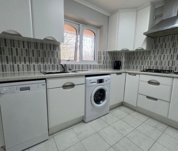 Beaulieu Close - Photo 6