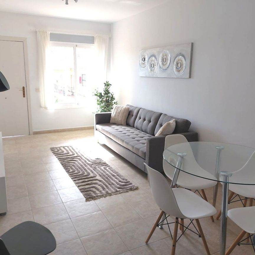 Alquiler de piso en Barriada el Velerín, 21 - Photo 1