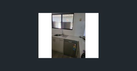 Make this great 3 bedroom house, your Home! - Photo 4