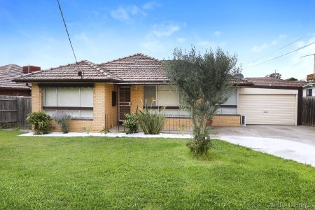 180 Casey Drive, Lalor - Photo 5