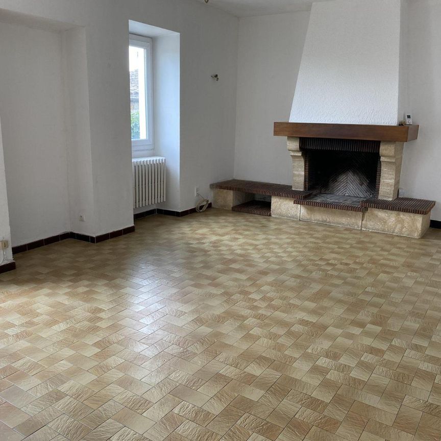 Location Maison 4 pièces 104m² LABLACHERE 07230 - Photo 1