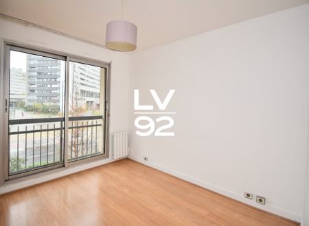 Location Appartement 2 pièces 36m² COURBEVOIE 92400 - Photo 2