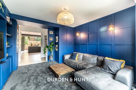 Nightingale Lane, Wanstead - Photo 2