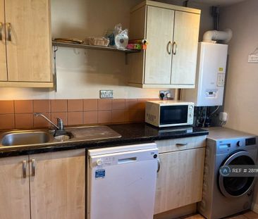 1 bedroom flat to rent - Photo 6