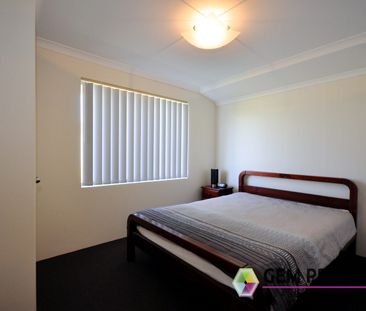 4x2 House - Great Location! - Photo 6