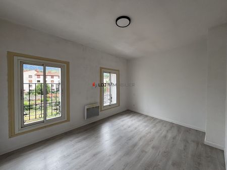 Location Appartement 2 pièces 62m² PRADES 66500 - Photo 4
