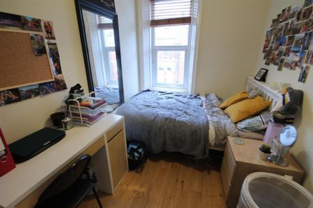 6 bedroom house to rent - Photo 3