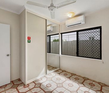 Convenient City-Fringe Living | Close to CBD - Photo 2