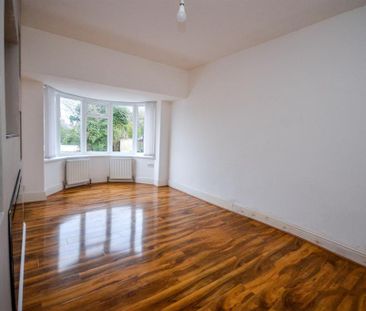 3 bedroom flat to rent - Photo 5