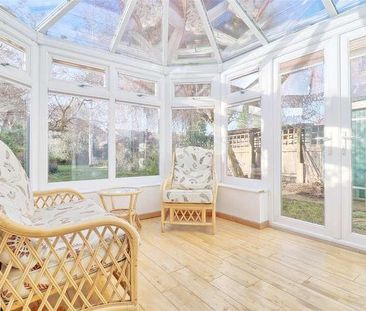 St Thomas' Square, Cambridge, CB1 - Photo 3