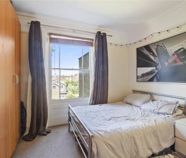 2 bedroom semi-detached house to rent - Photo 5