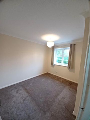 3 bedroom terraced house to rent - Photo 3