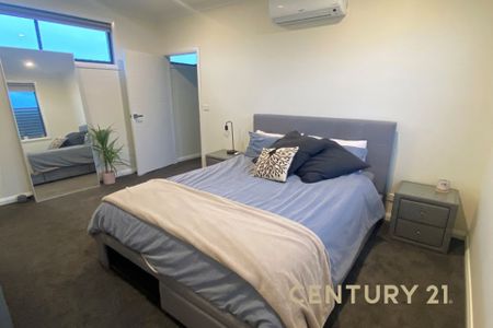 Modern Style, Effortless Living - Photo 2