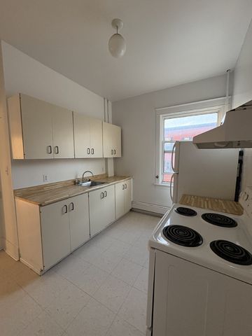 341 Elgin Street - B - Photo 5