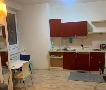 Ponúkame na prenájom štýlový a kompletne zariadený 1-izbový byt na ... - Photo 3