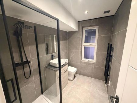 1 bedroom property to rent - Photo 5