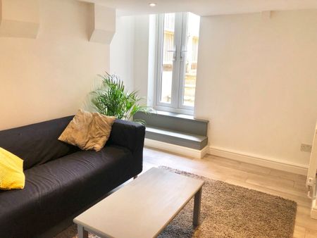 2 Bed Flat, Etta Street, SE8 - Photo 2