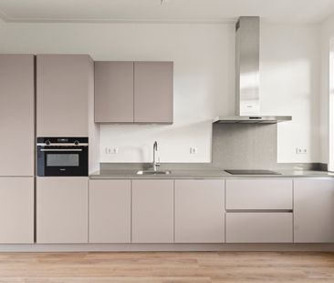 Te huur: Appartement Linnaeusstraat in Amsterdam - Photo 2