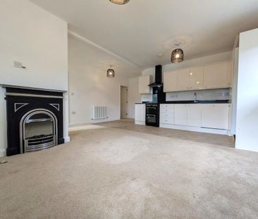 2 bedroom flat to rent - Photo 4
