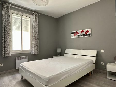 Location Appartement 3 pièces 52m² NARBONNE 11100 - Photo 4
