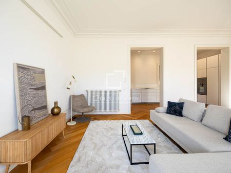 Apartment in excellent condition with 3 bedrooms, communal pool and gym, for rent in Eixample Derecho - Photo 2