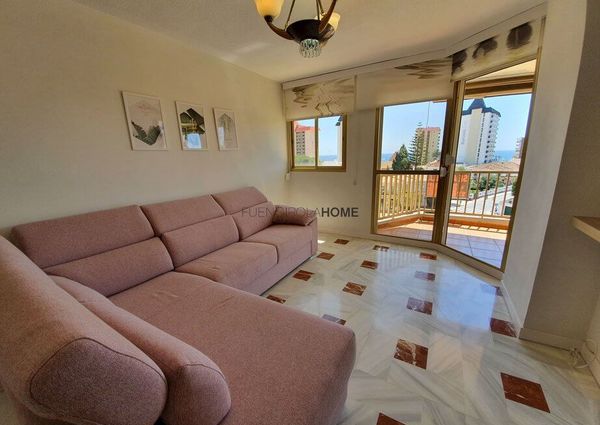 Ref 15269 – ** Long Term Rental ** Magnificent apartment with lots of natural light 300 meters from the sea!