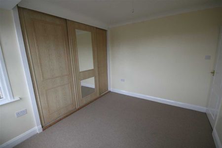 Walton Avenue, Harrow - Photo 4