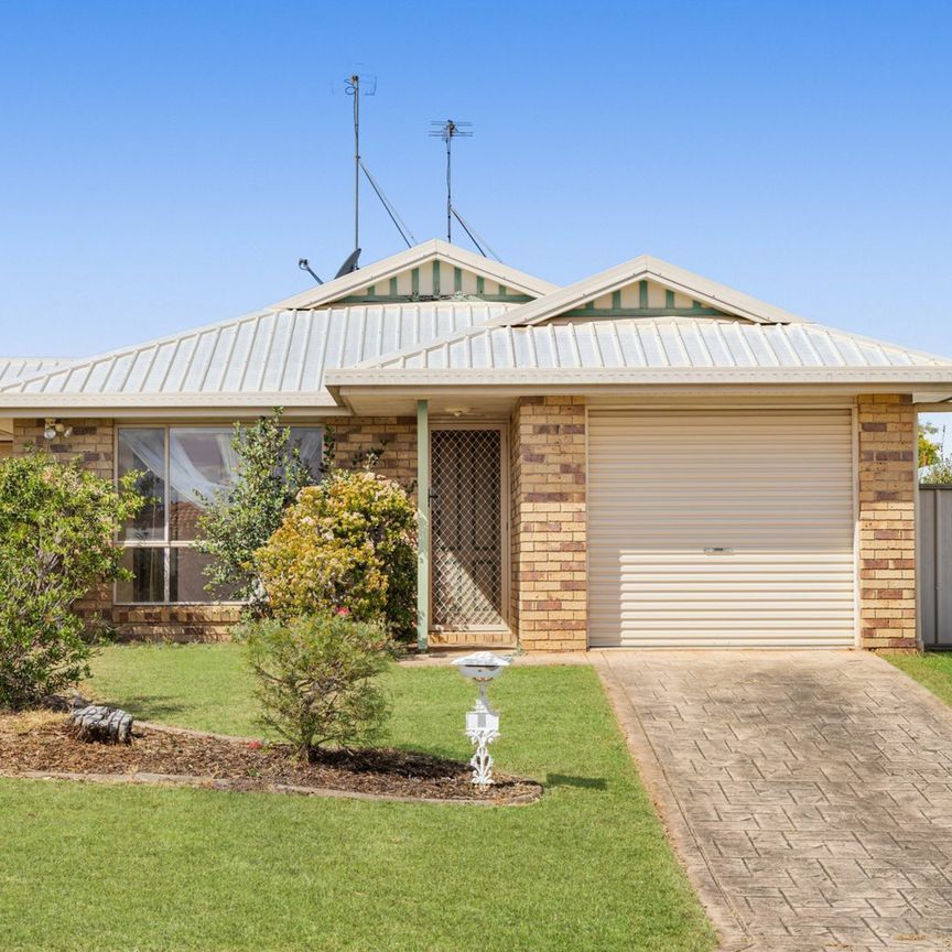 6 Crusader Street, Wilsonton - Photo 2