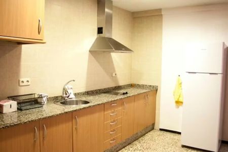 Carrer del Peu de la Creu, Valencia, Valencian Community 46001 - Photo 4