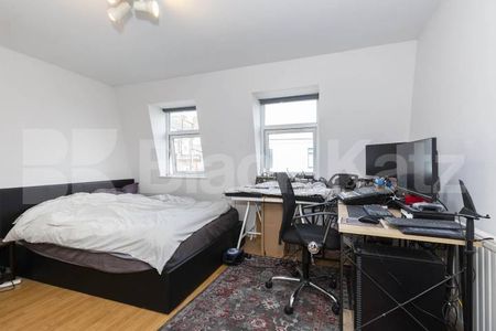 Located minutes to Stoke Newington overground and all local amenities - Photo 5