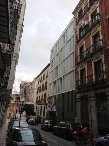 Calle de Cervantes, Madrid, Community of Madrid 28014 - Photo 3