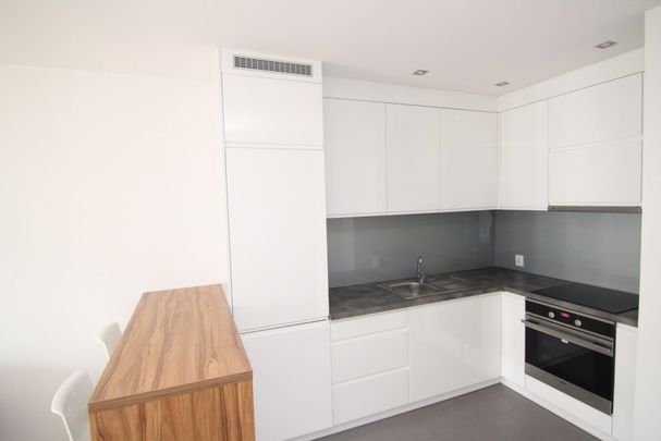 Przestronne 2 pok. 100m od tramwaju - Zdjęcie 1