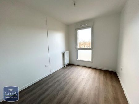 Location Appartement 4 pièces 92m² CAEN 14000 - Photo 3