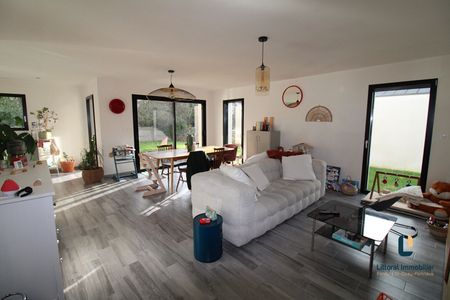 Location Maison 4 pièces 102m² - Photo 3