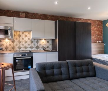 18 Somerset Road, Huddersfield, HD5 - Photo 1