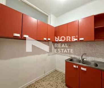 Ενοικιάζεται άνετη δίχωρη γκαρσονιέρα στο κέντρο της πόλης - Photo 1