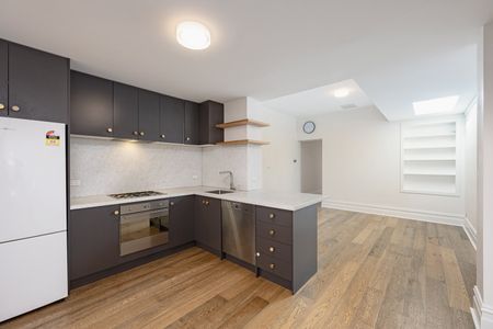 84 Kay Street, Carlton VIC 3053 - Photo 2
