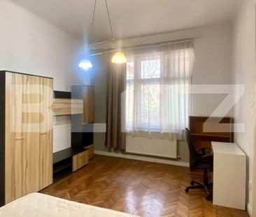 Casa cu 3 camere, 80 m, curte 70 mp, parcare, zona UMF/Centru - Photo 1